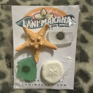 Beachly The Beach Treasures Magnet Set by Lani Makana Fall 2023 Box